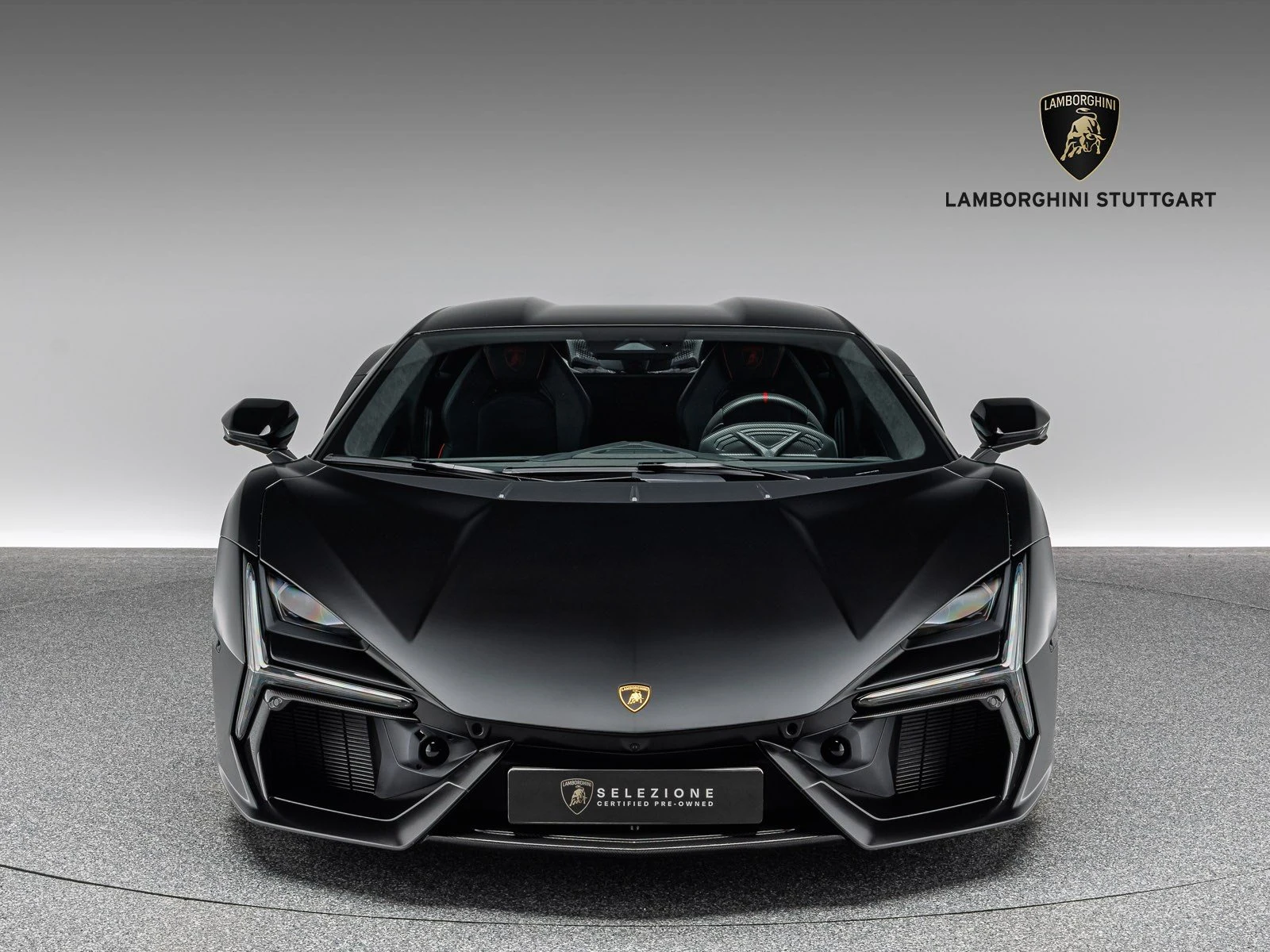 Lamborghini Revuelto, 2/10
