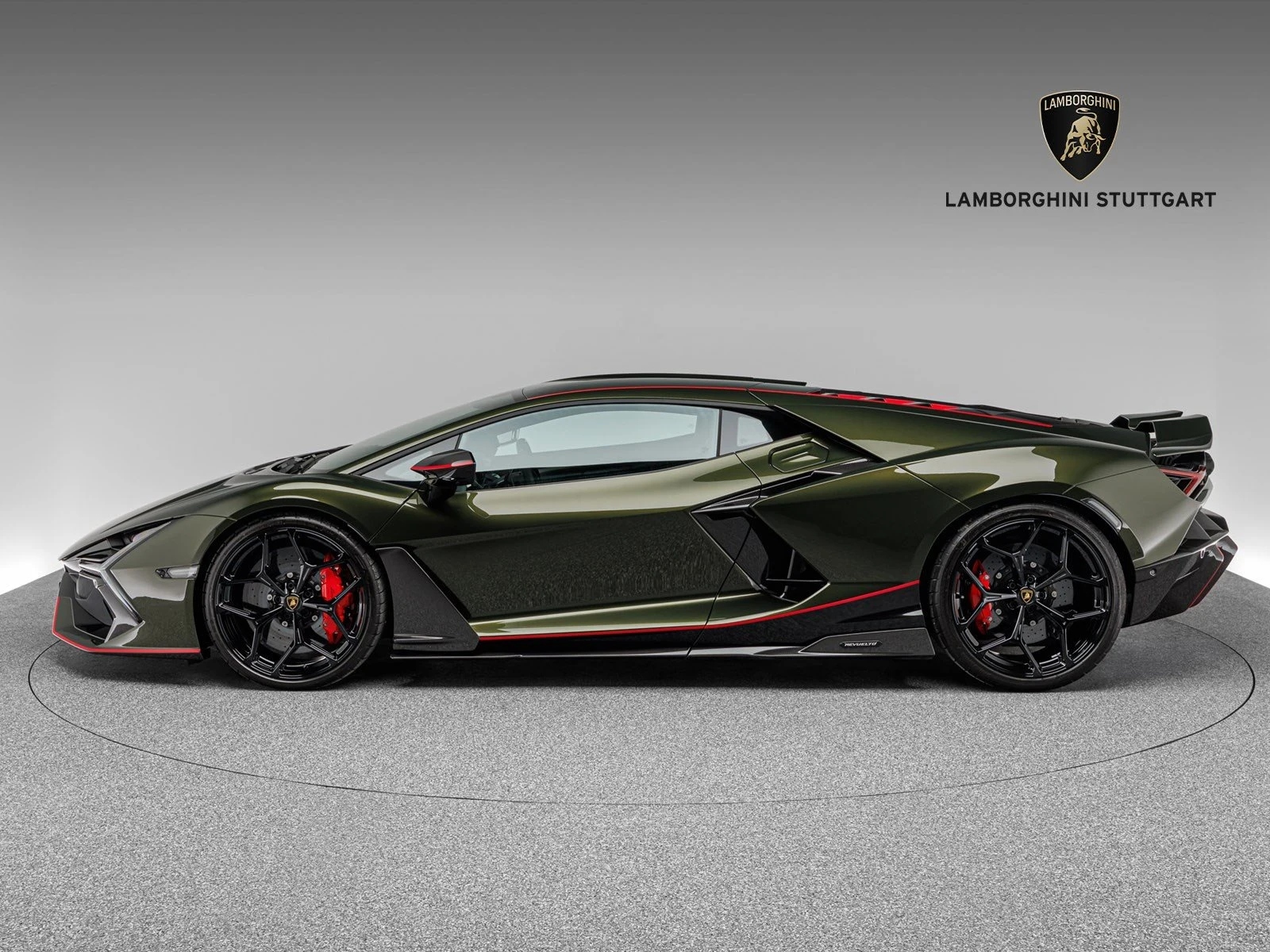 Lamborghini Revuelto, 3/10
