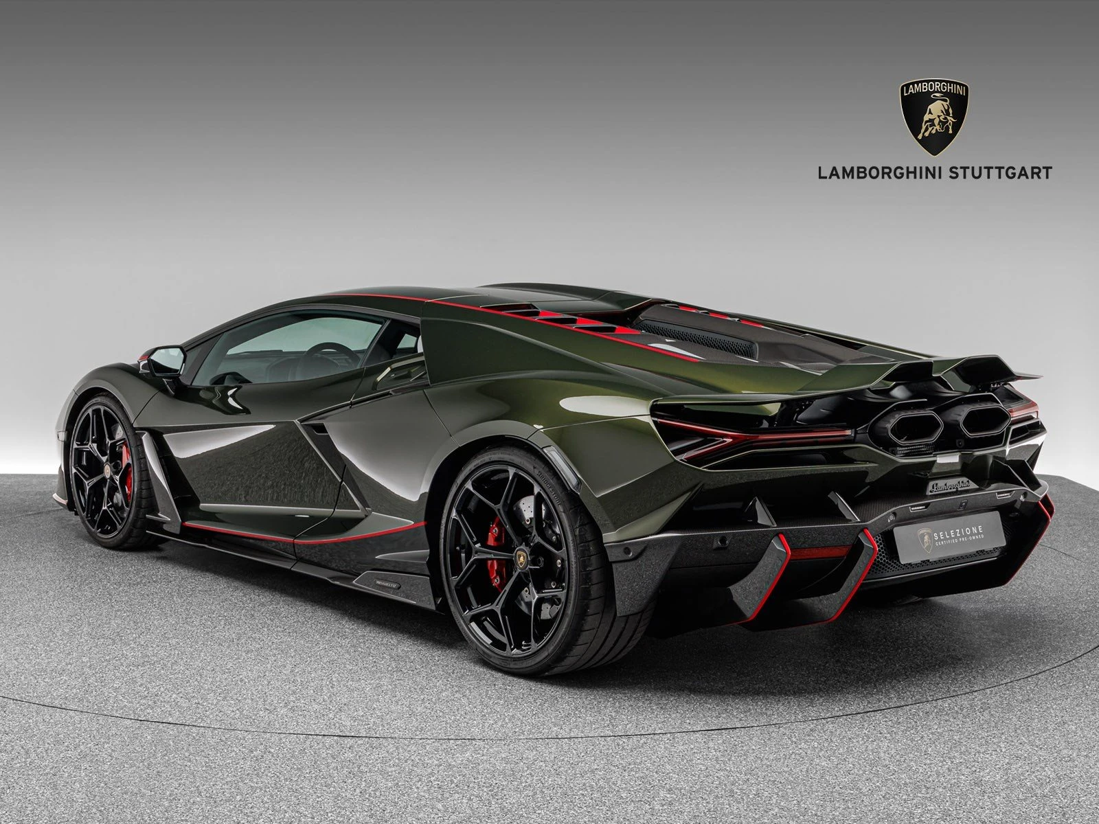Lamborghini Revuelto, 4/10