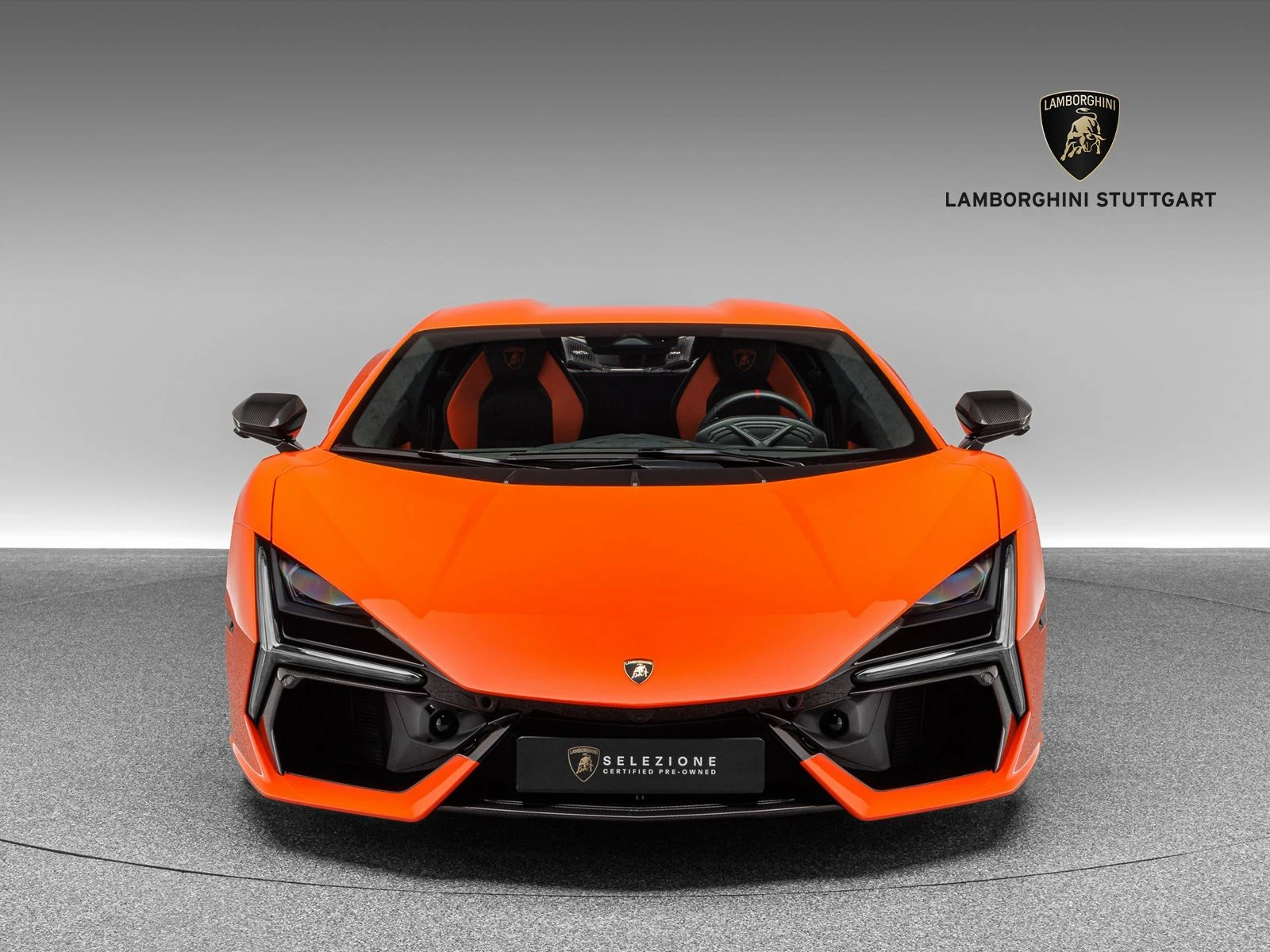Lamborghini Revuelto, 2/10