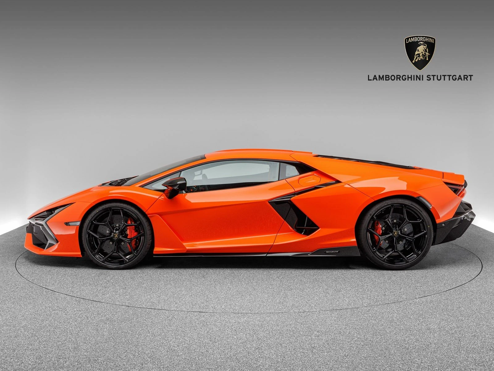 Lamborghini Revuelto, 3/10