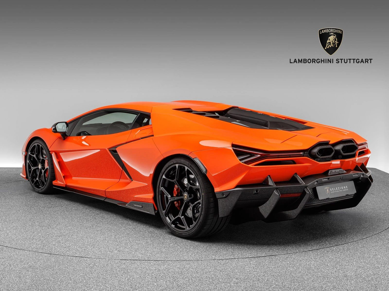 Lamborghini Revuelto, 4/10