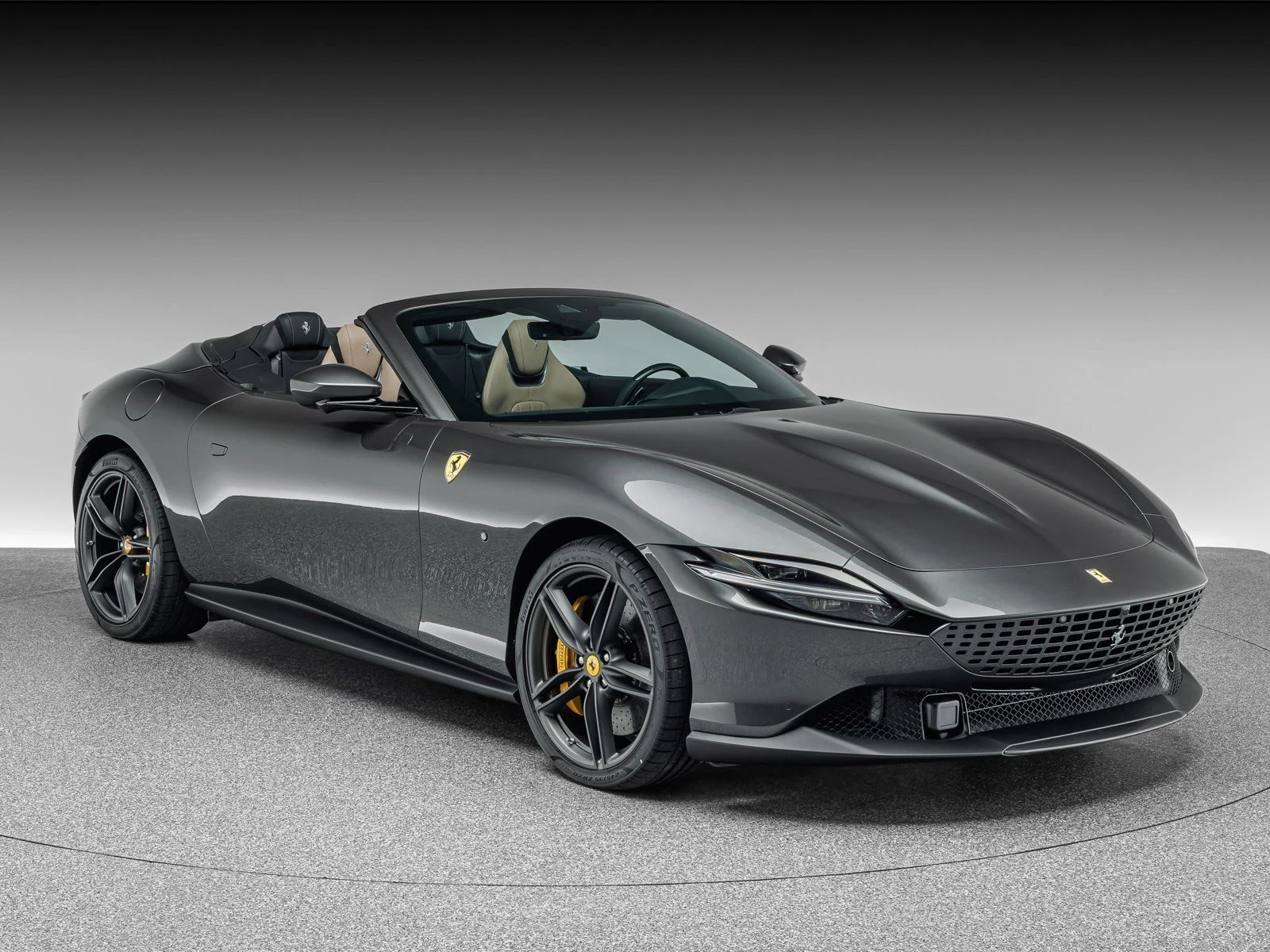 Ferrari Roma Spider, 8/10