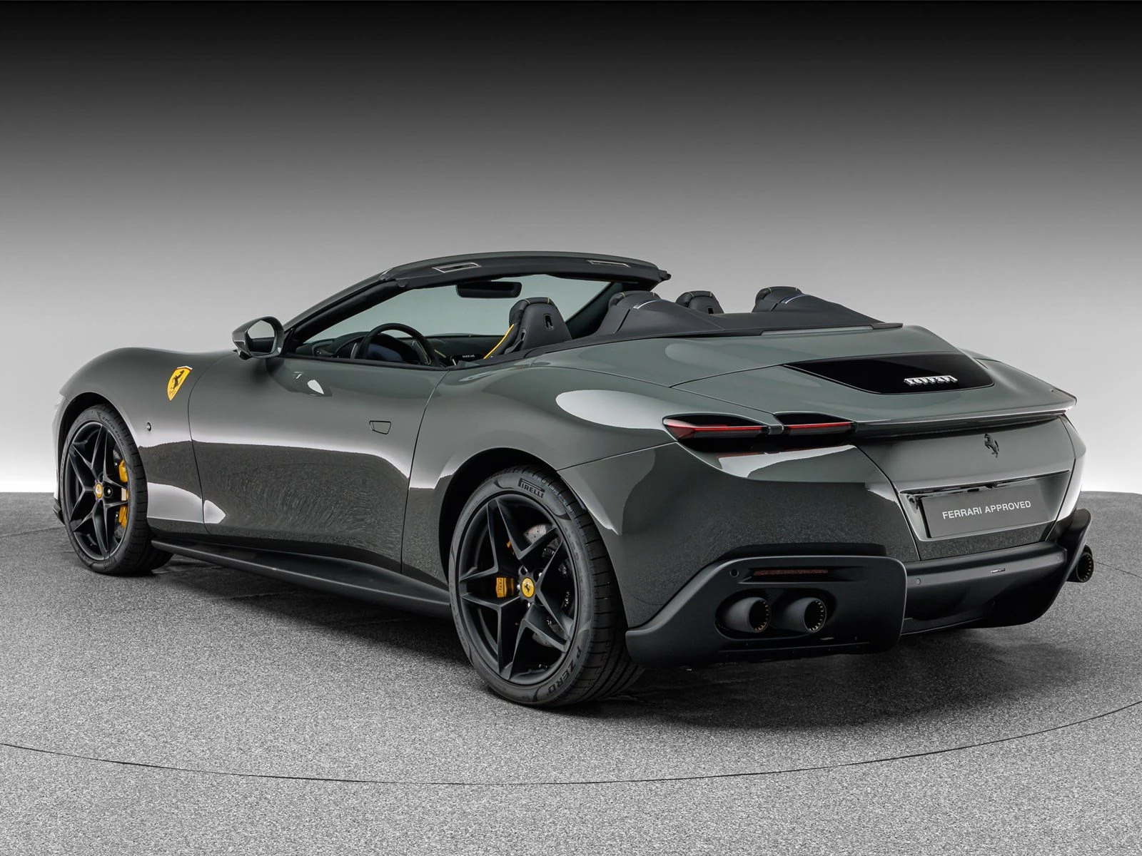 Ferrari Roma Spider, 3/10