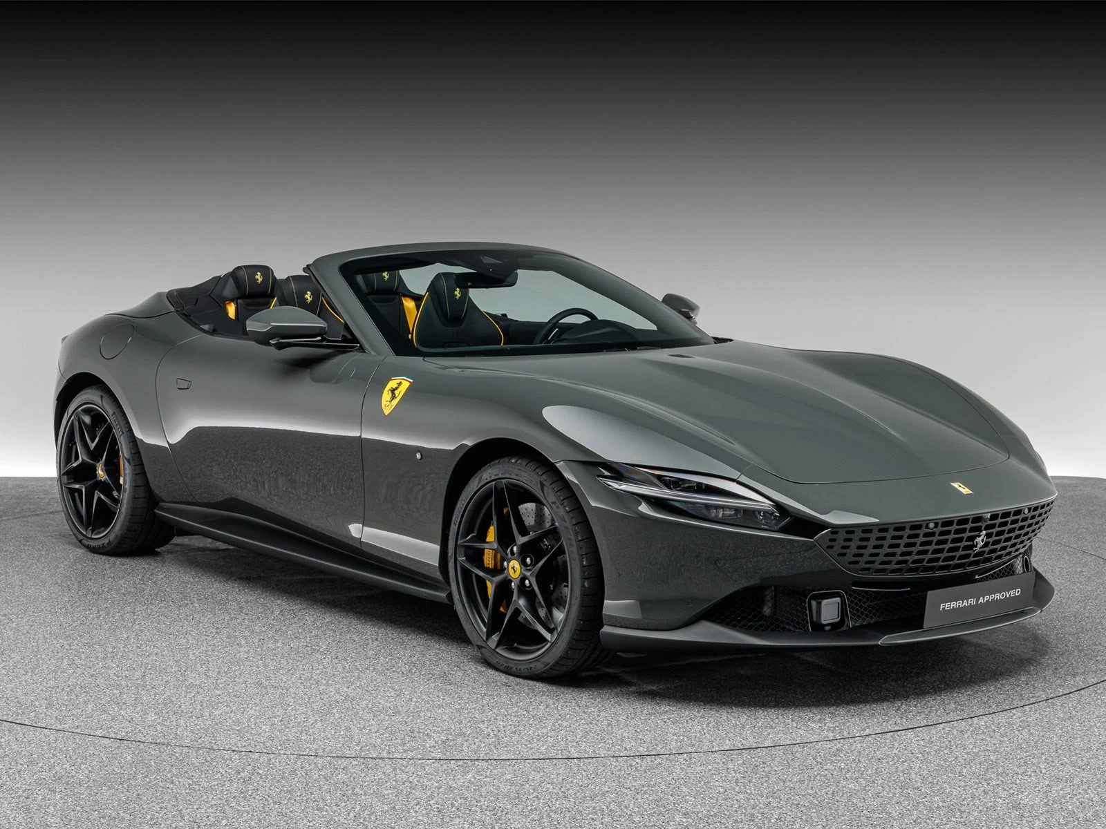 Ferrari Roma Spider, 9/10