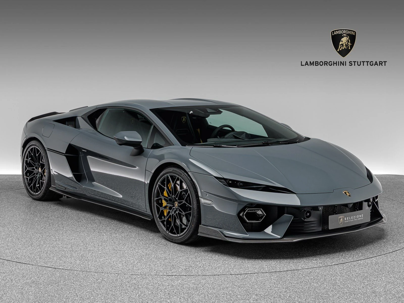Lamborghini Temerario, full-car front three-quarter view.