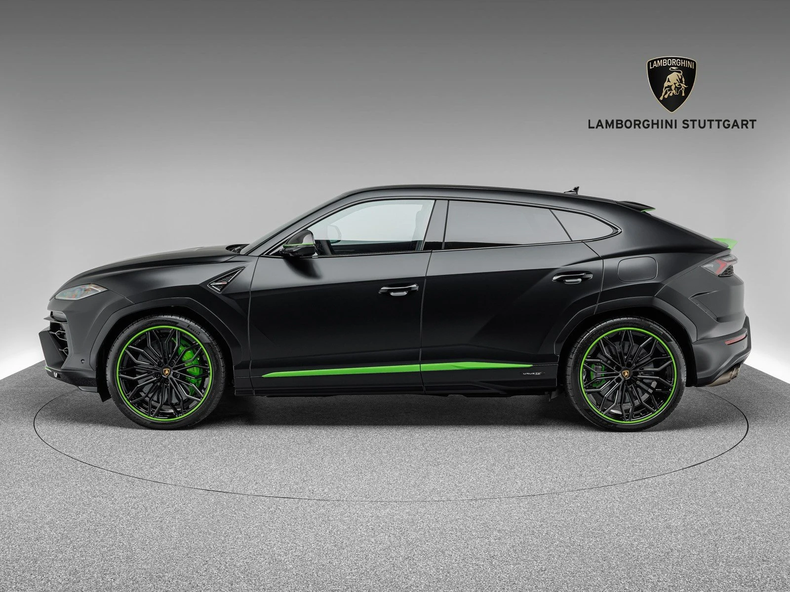 Lamborghini Urus SE, 4/10