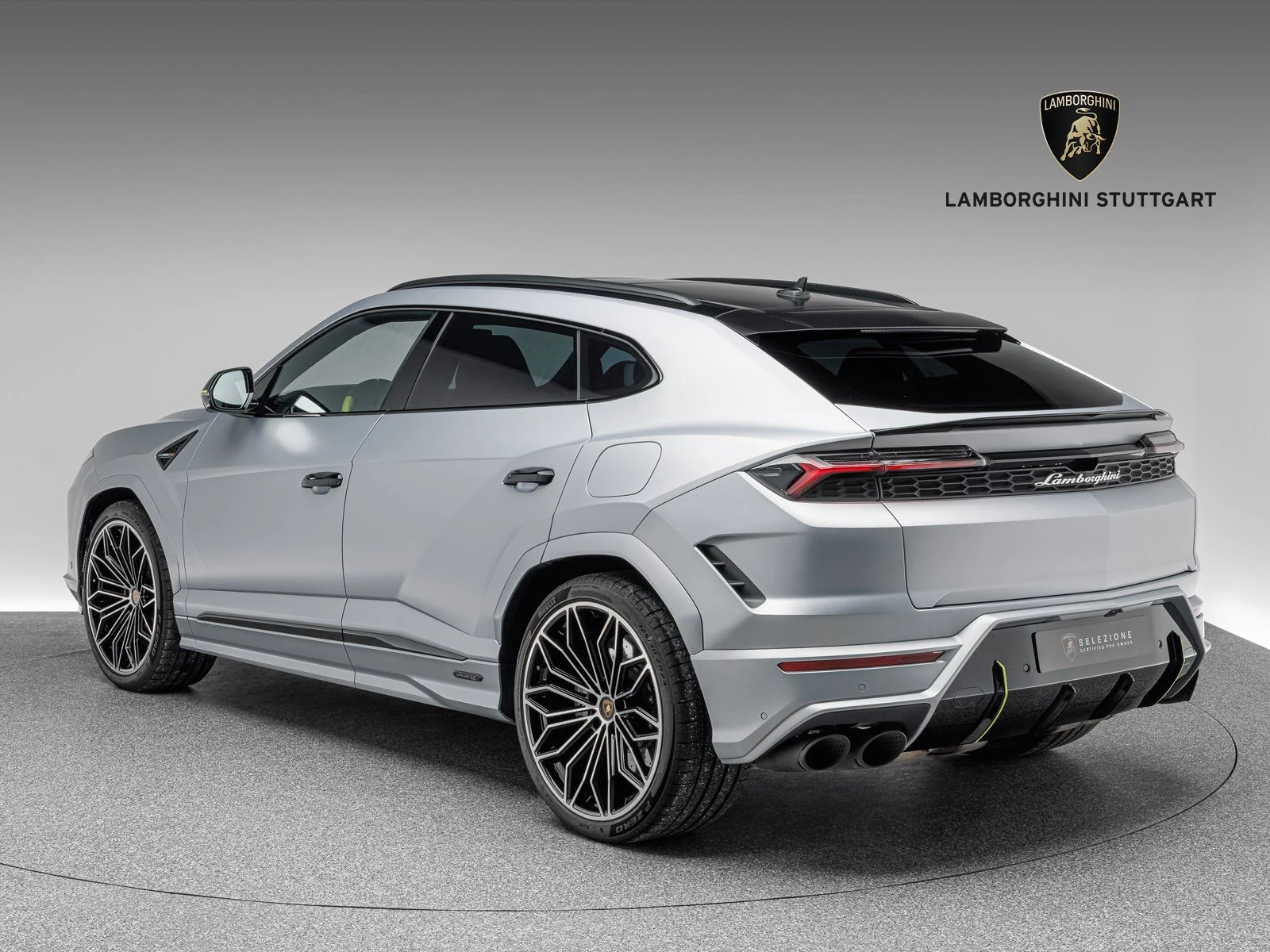Lamborghini Urus SE, 4/10