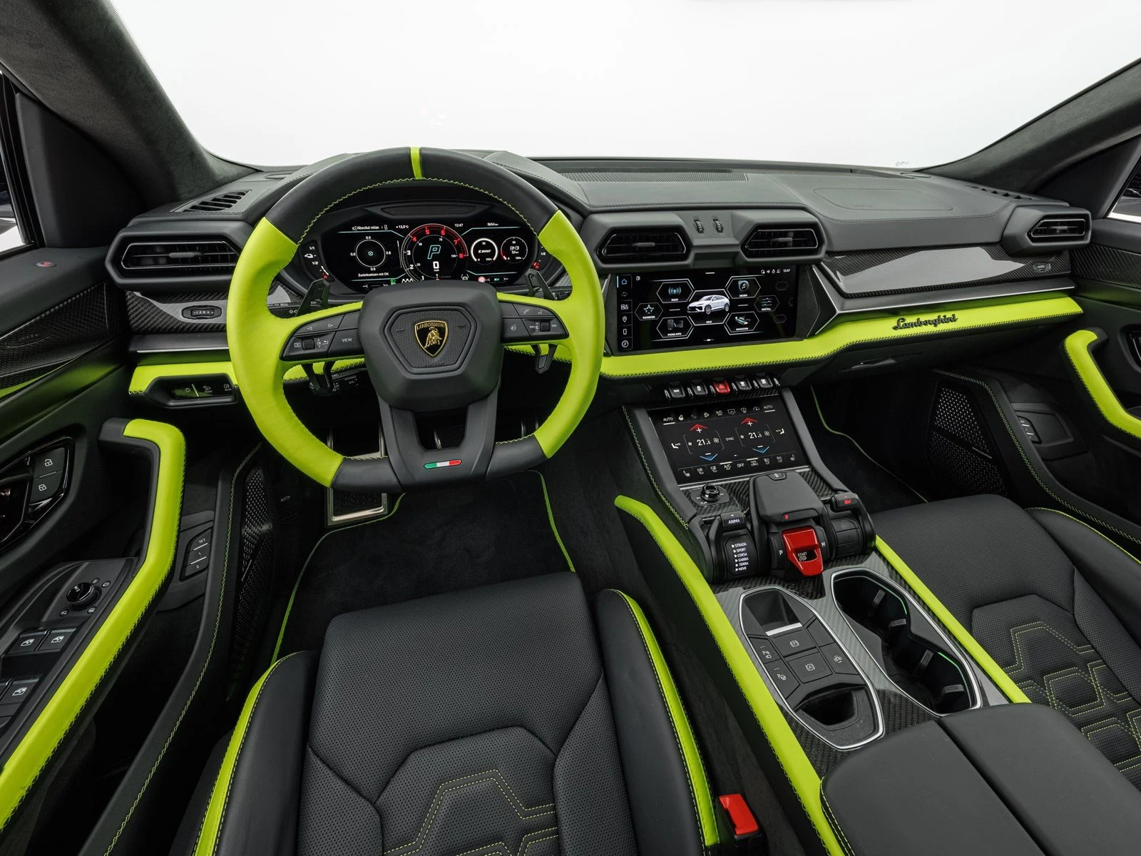 Lamborghini Urus SE, 8/10
