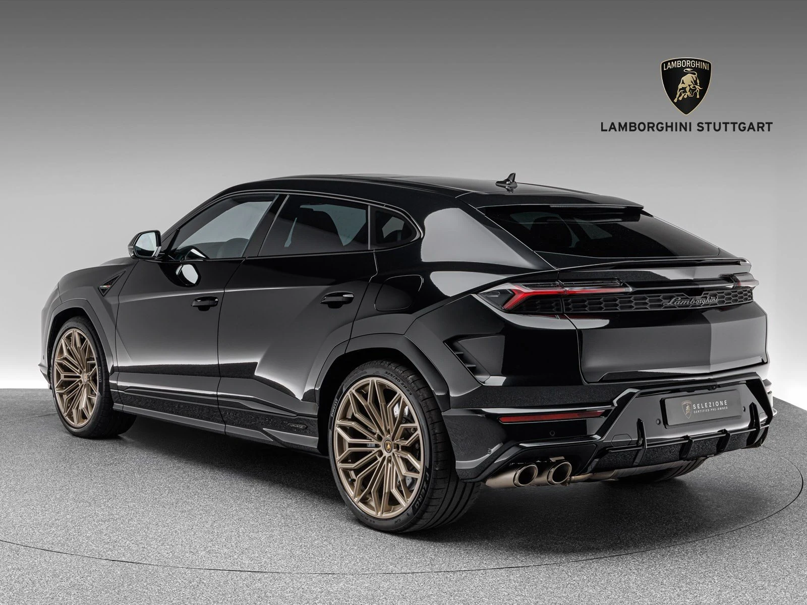 Lamborghini Urus SE, 4/10