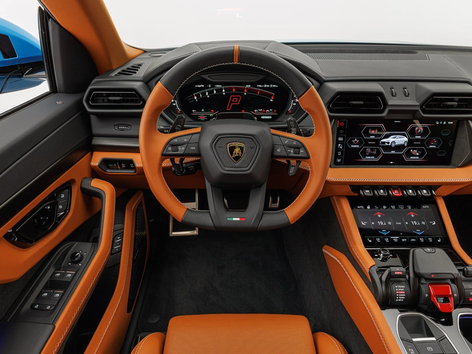 Lamborghini Urus SE, 9/10