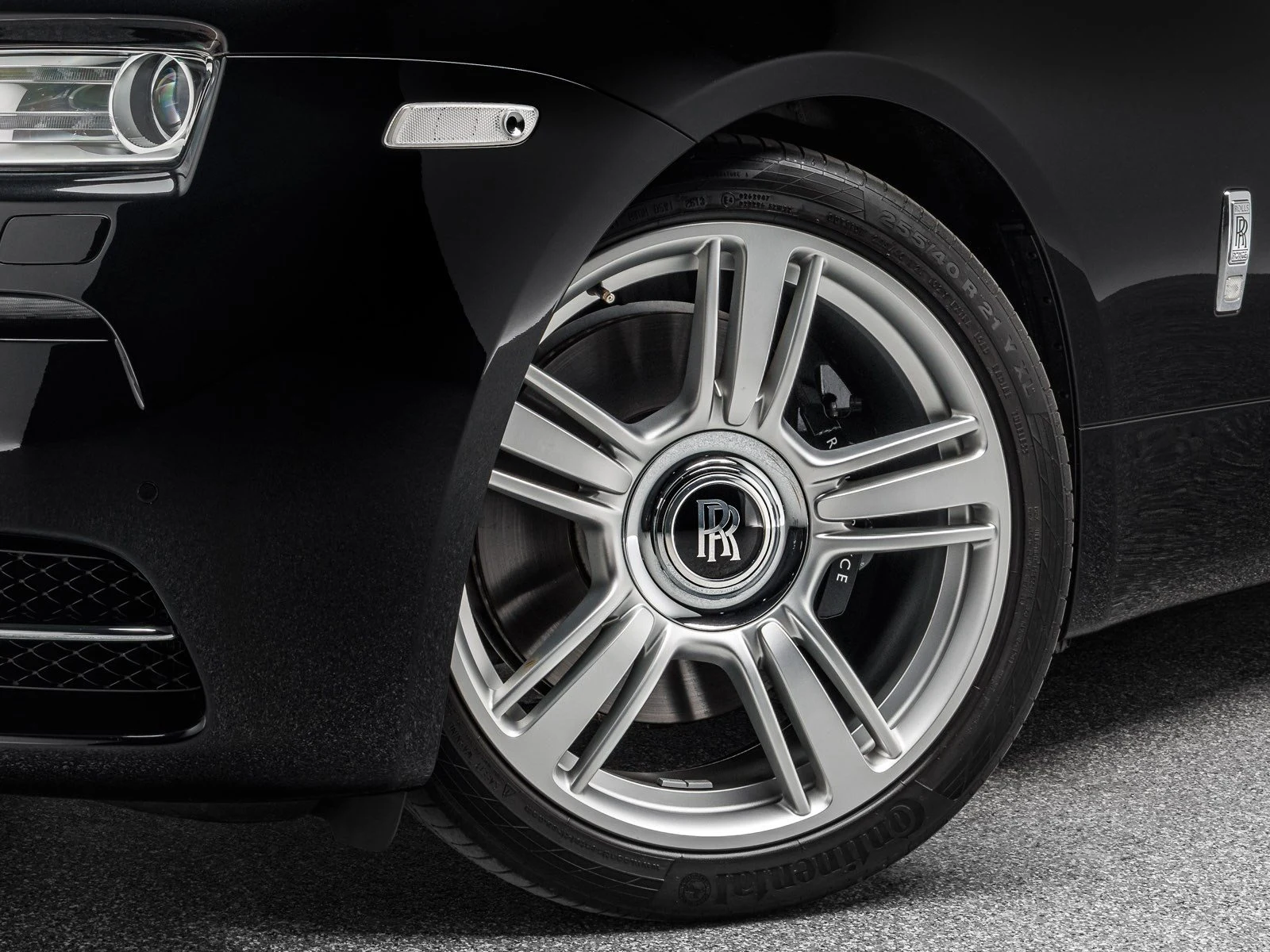 Rolls-Royce Wraith, 7/10