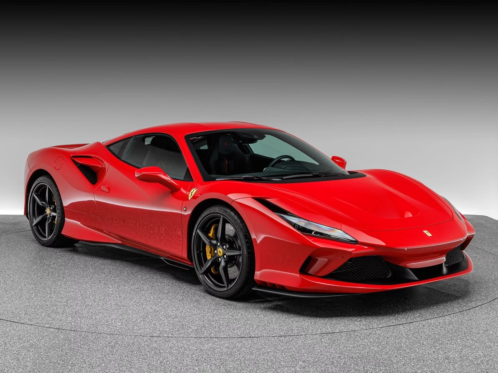 Ferrari F8 Tributo, 8/10