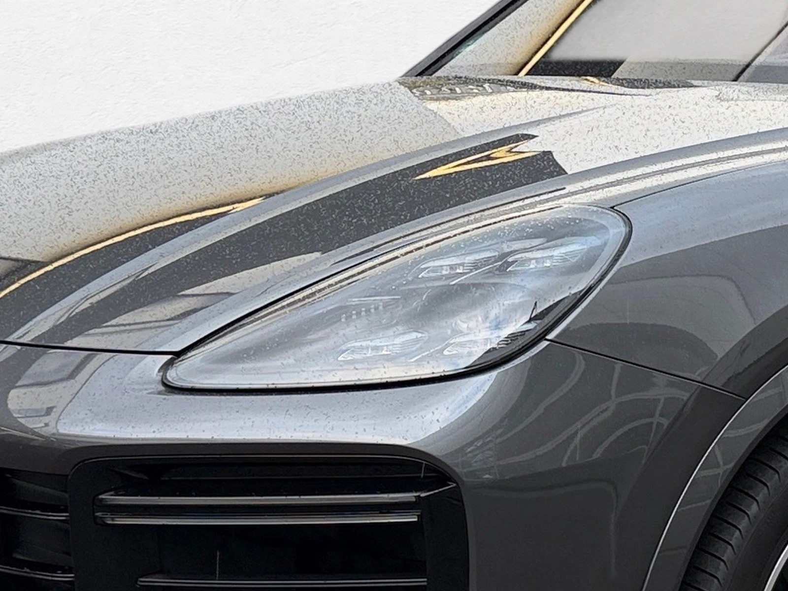 Porsche Cayenne Turbo, 2/10
