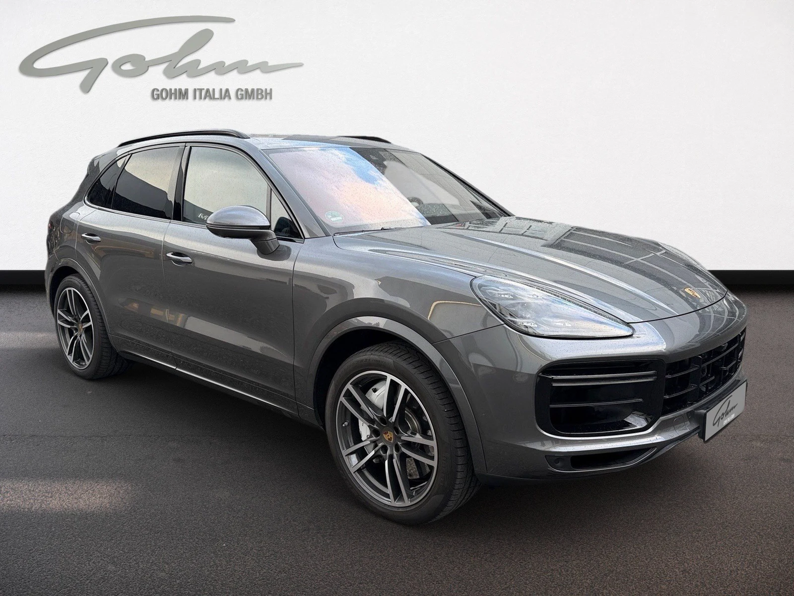 Porsche Cayenne Turbo, 8/10