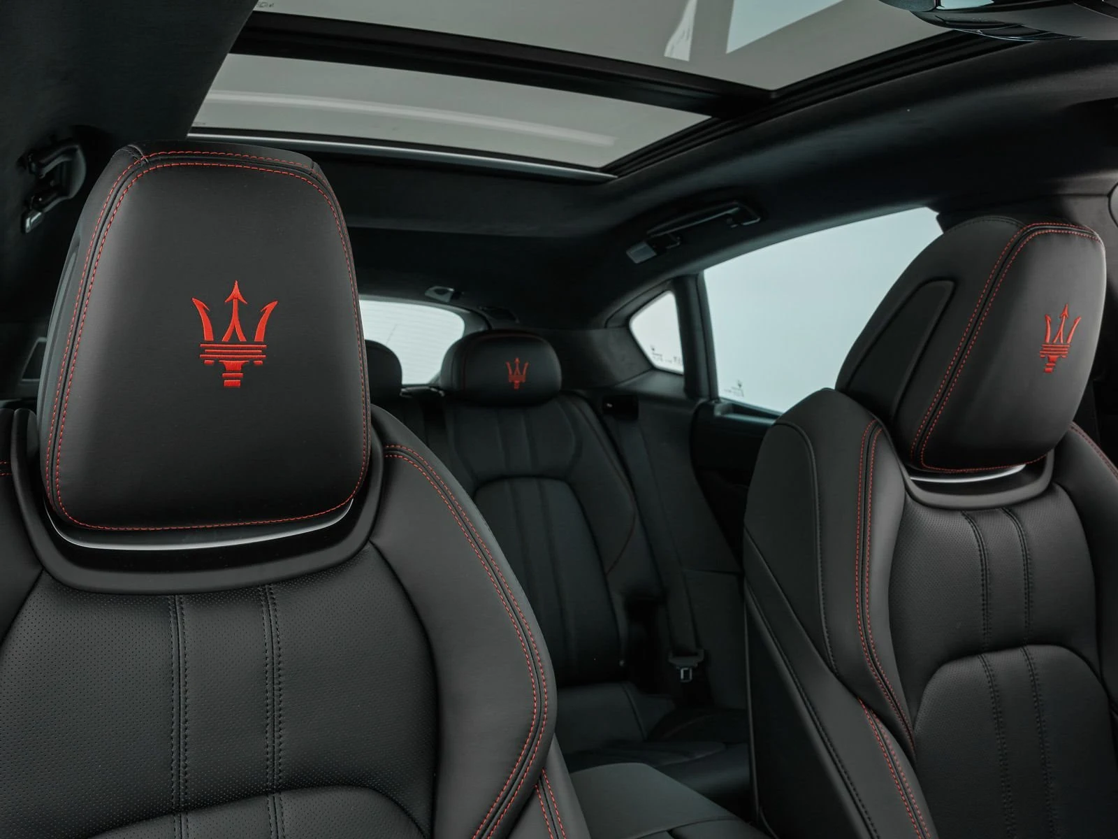 Maserati Levante Modena Ultima, 8/10