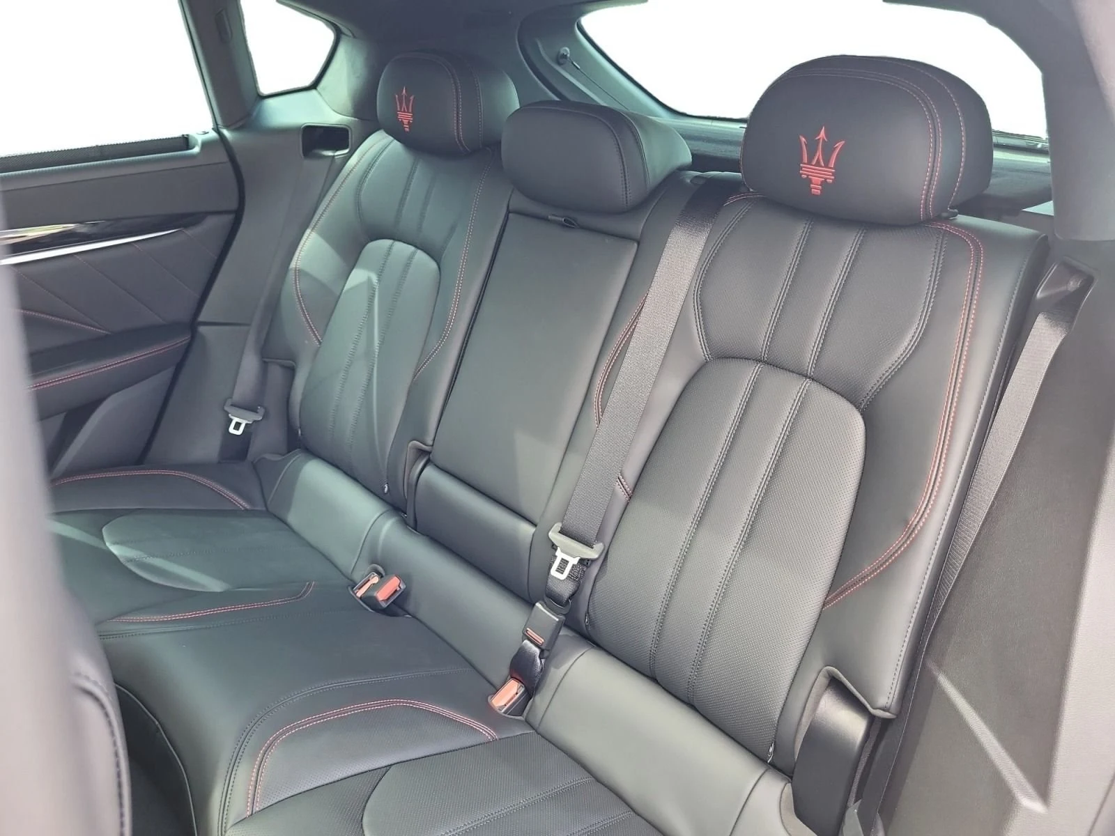 Maserati Levante Modena Ultima, 5/10