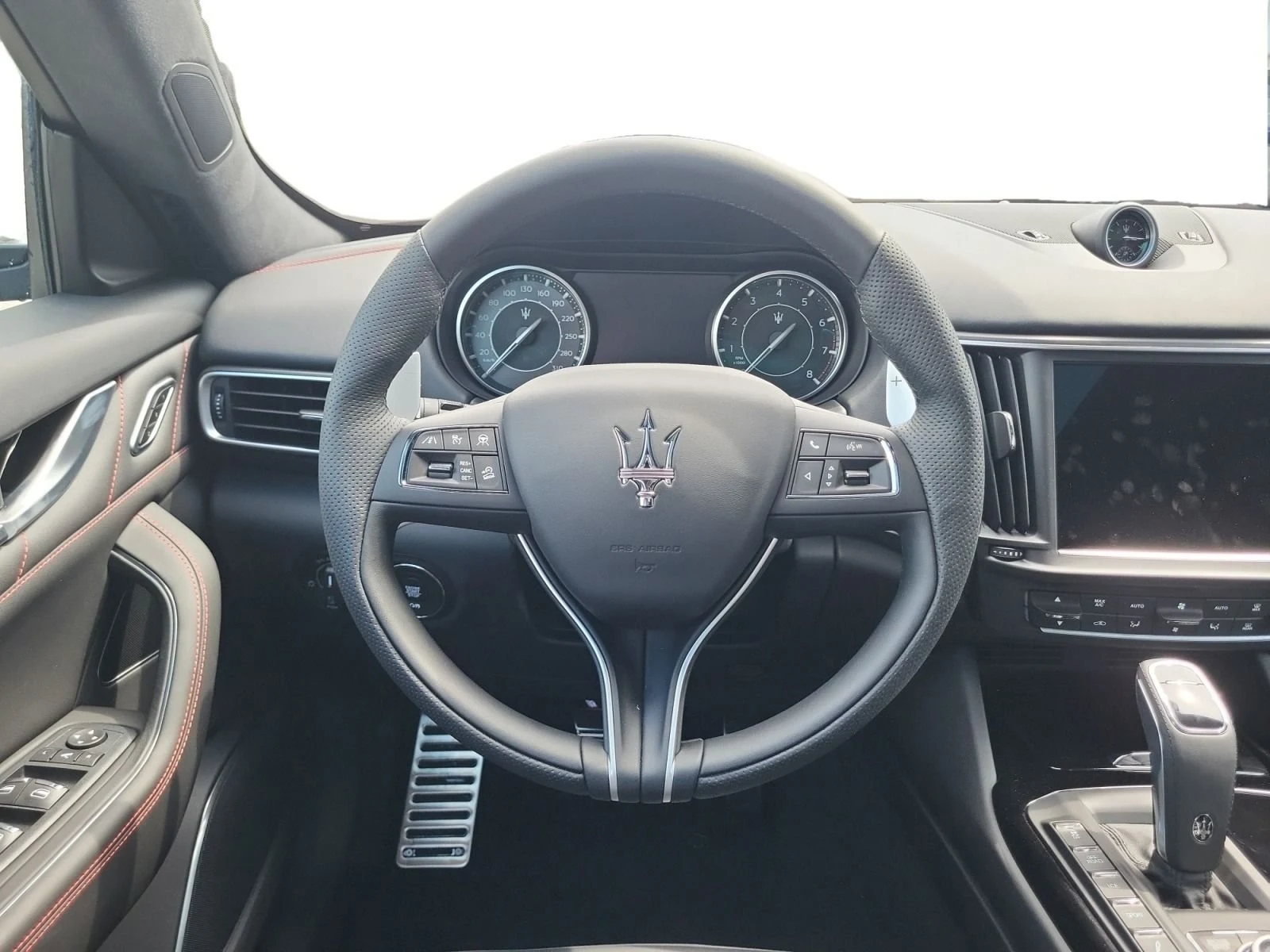 Maserati Levante Modena Ultima, 8/10