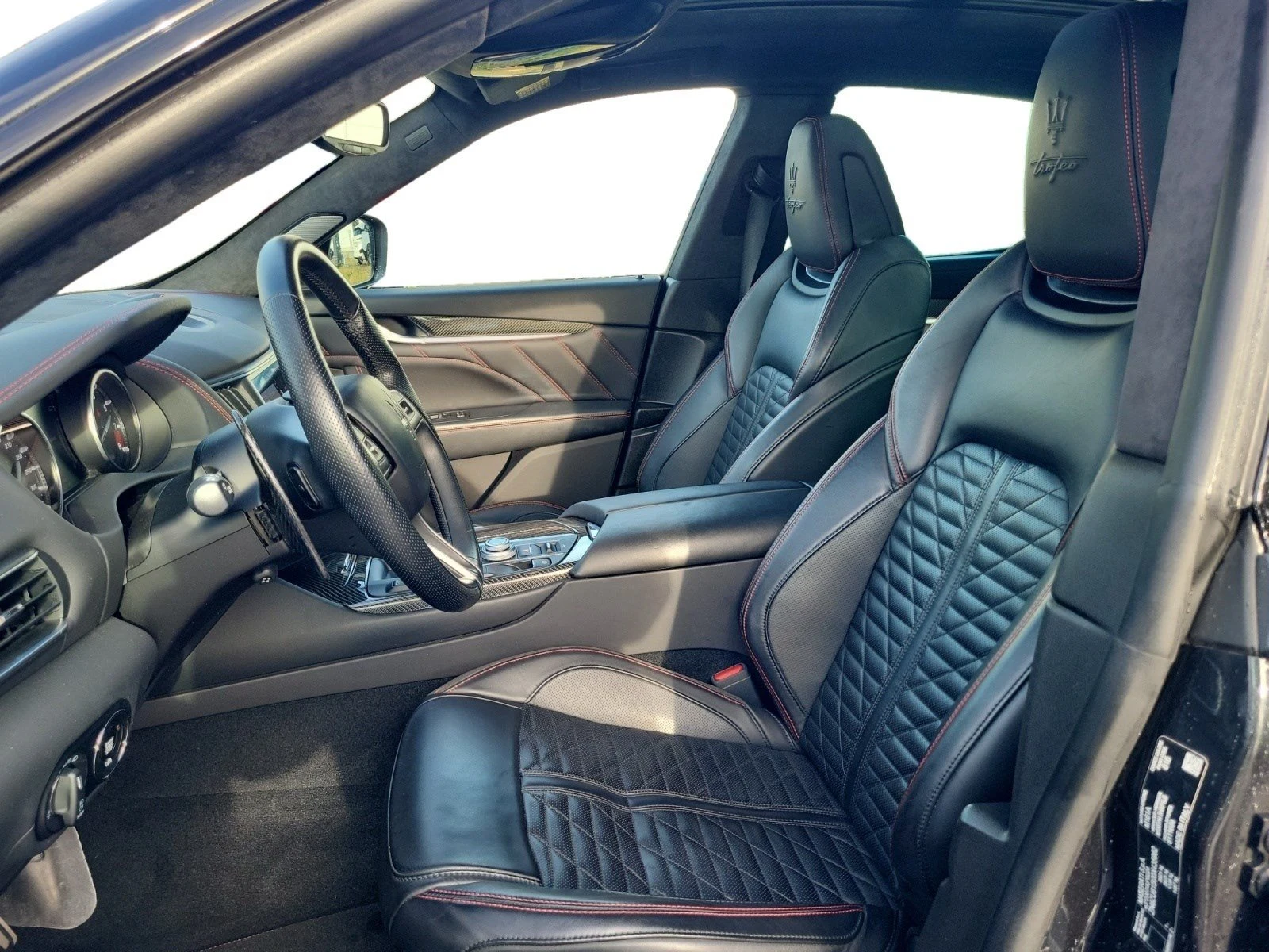 Maserati Levante, 4/10