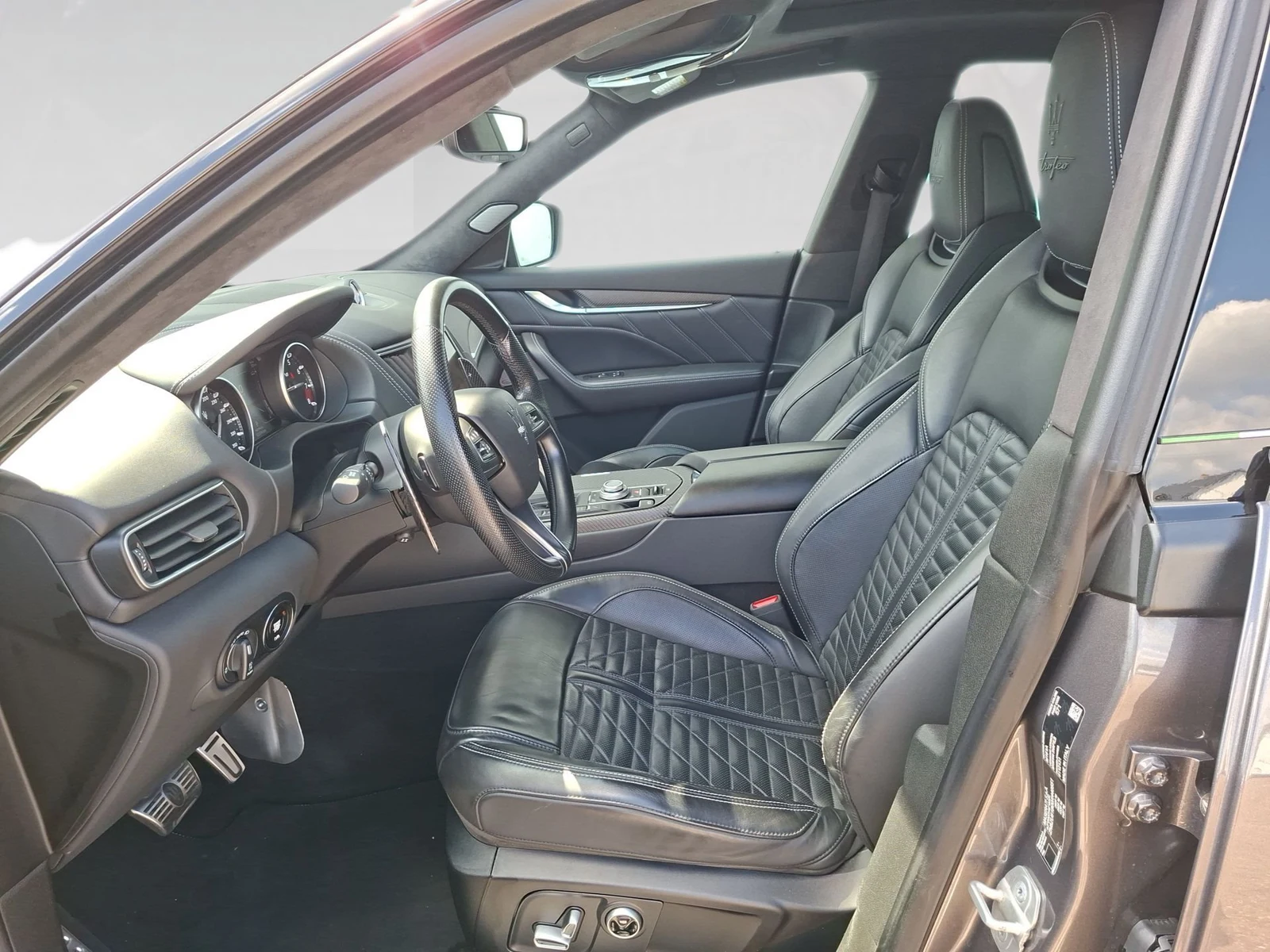 Maserati Levante, 4/10