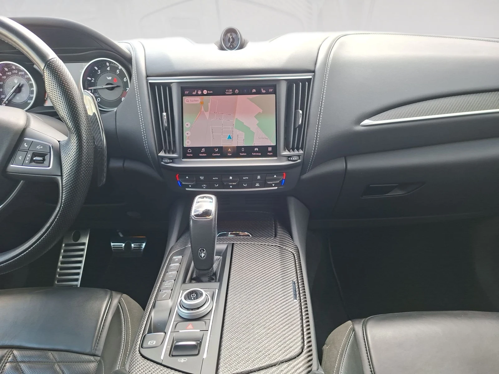 Maserati Levante, 8/10
