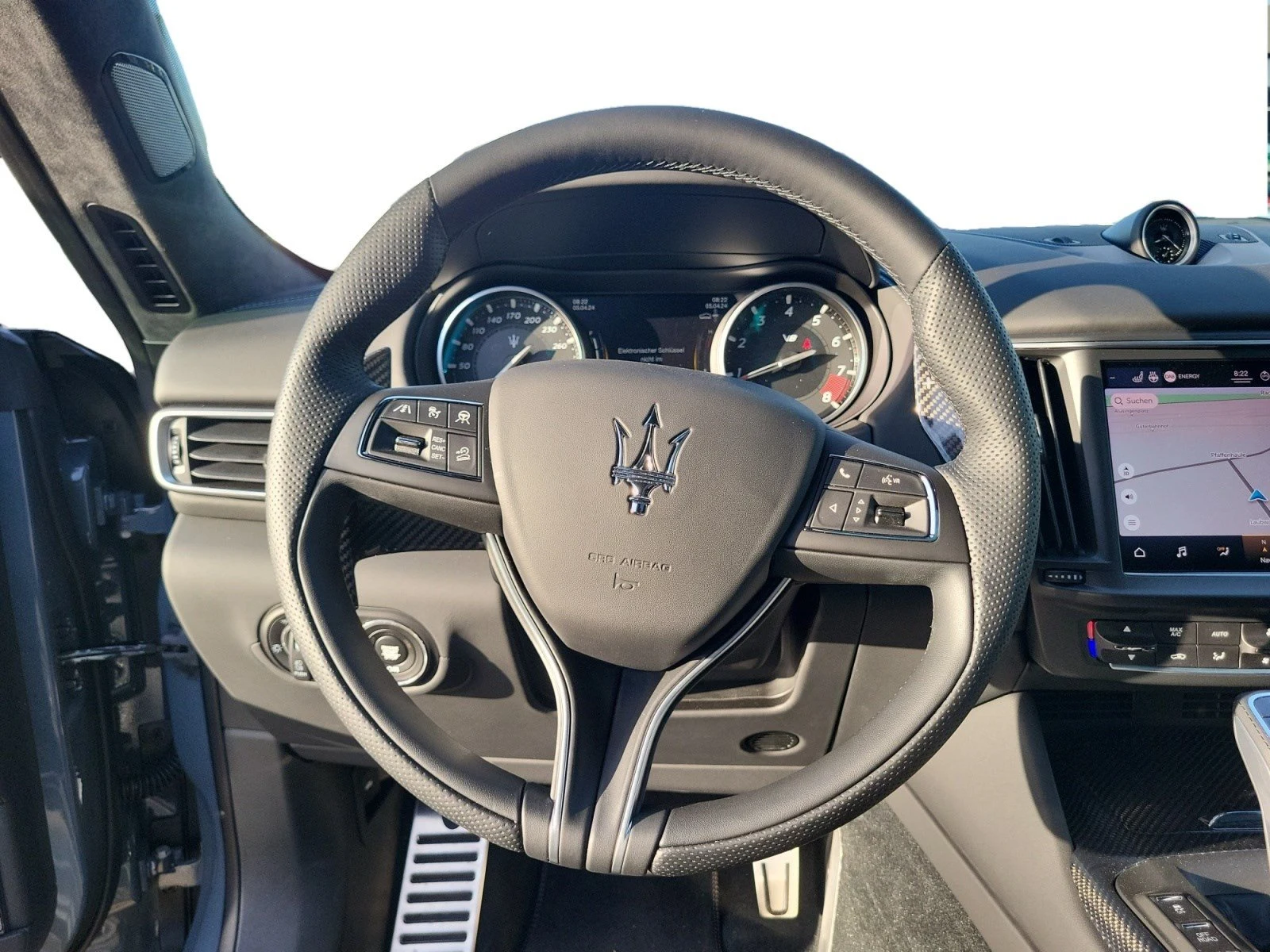 Maserati Levante Trofeo, 6/10