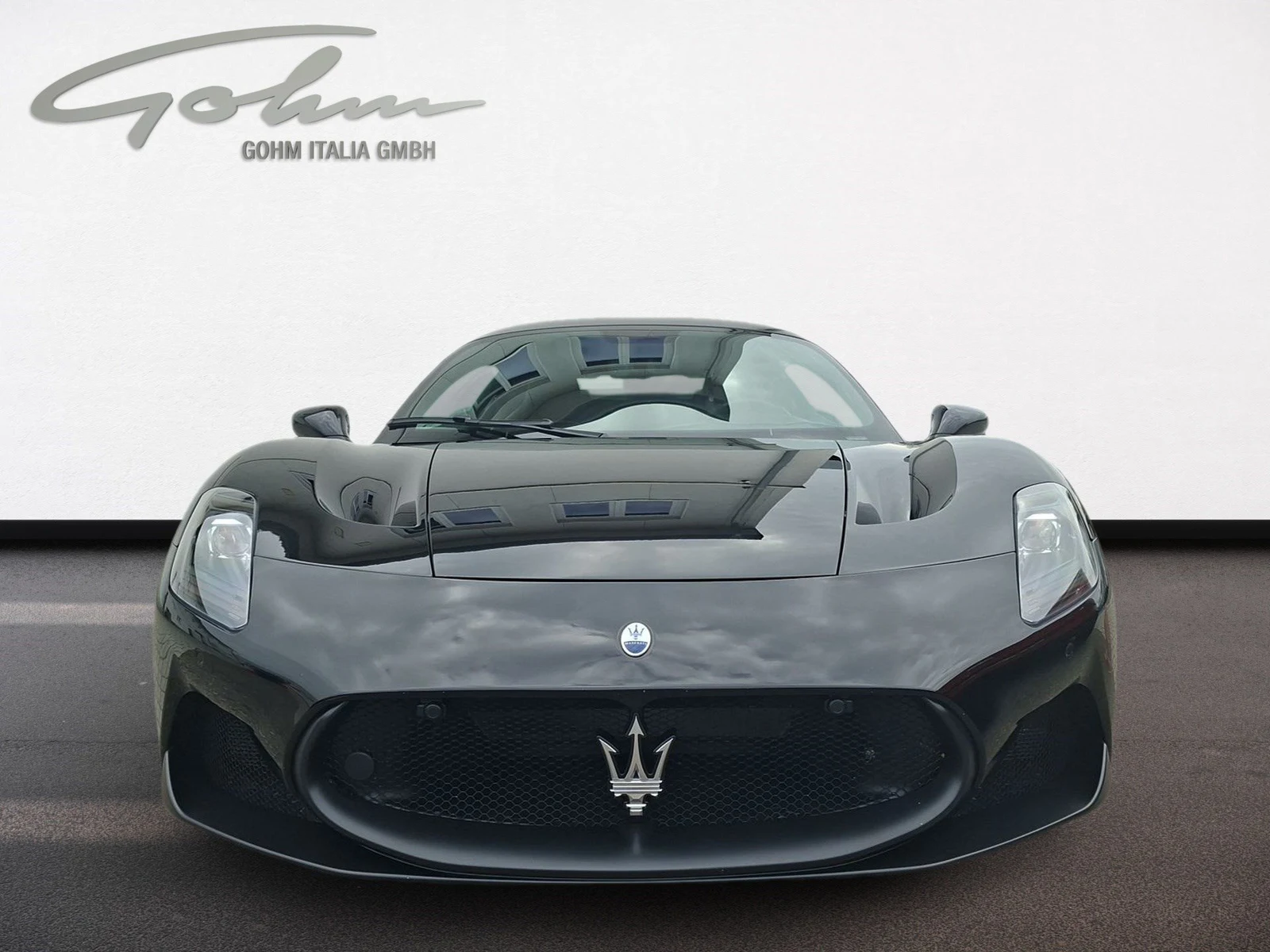 Maserati MC20, 3/10