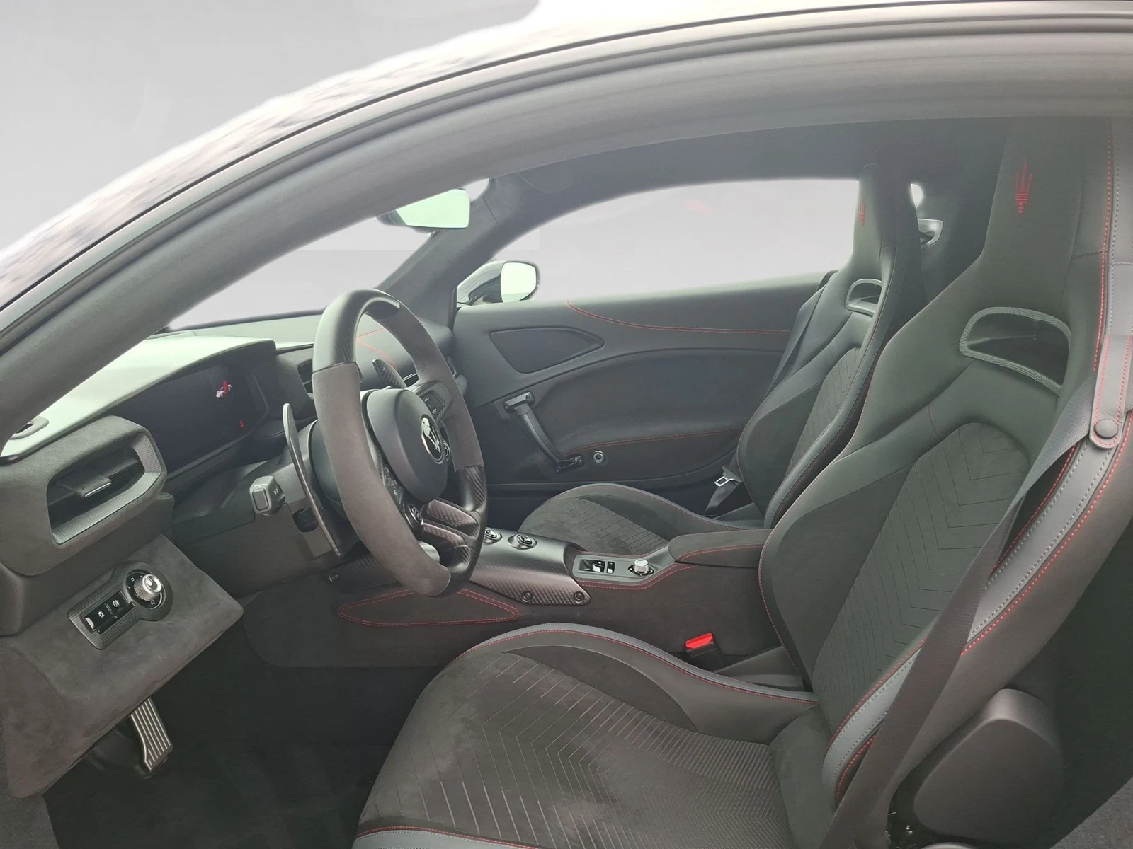 Maserati MC20, 4/10