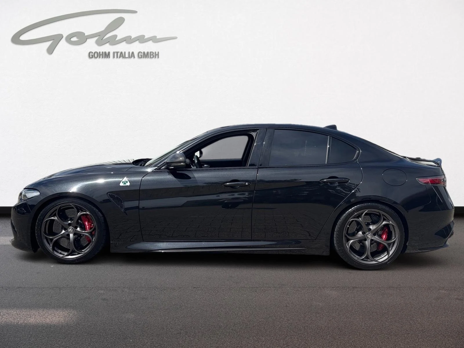 Alfa Romeo Giulia Quadrifoglio, 3/10