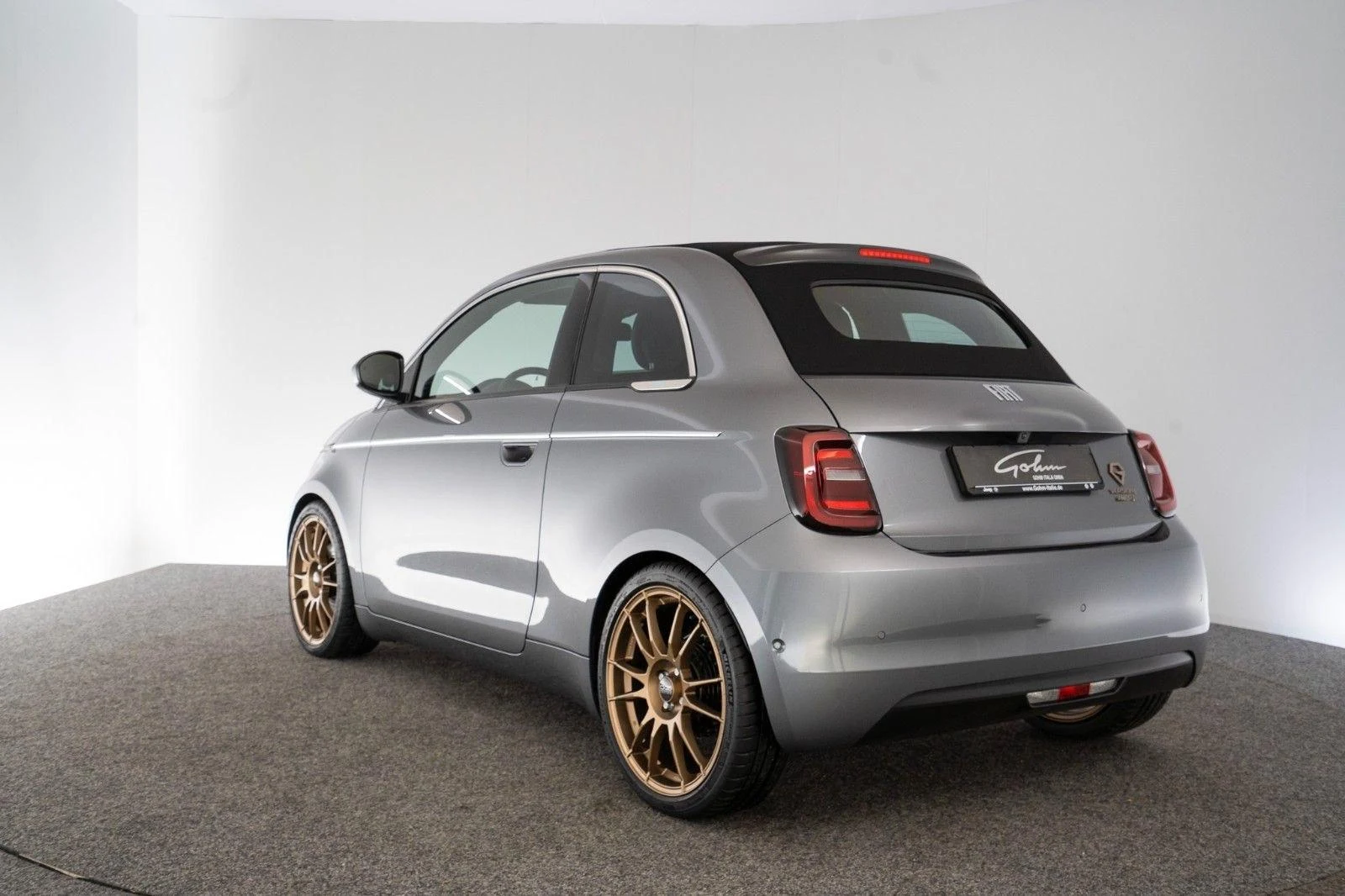 Fiat 500e Cabrio Versione Ambra by Gohm, 5/10