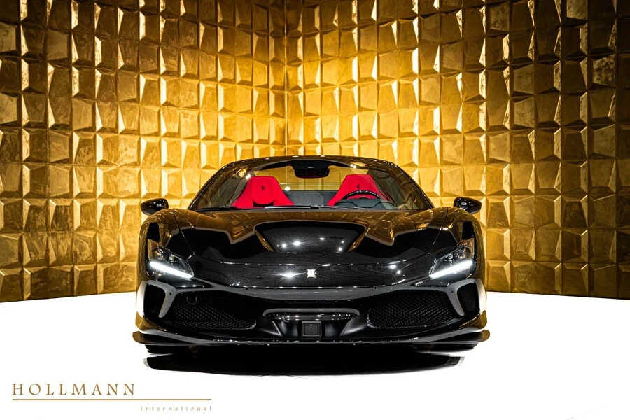 Ferrari F8 Spider, 2/10