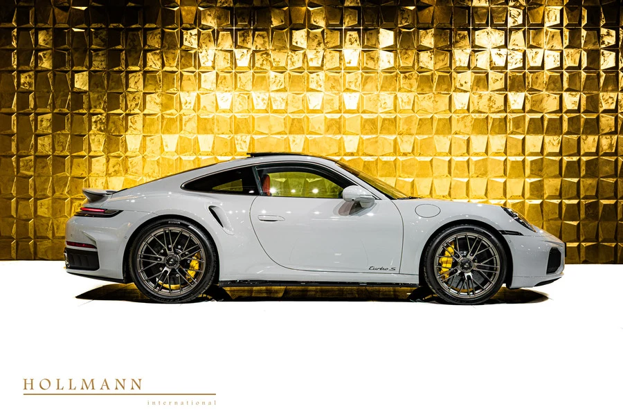 Porsche 911 Turbo S (992.2), 8/10
