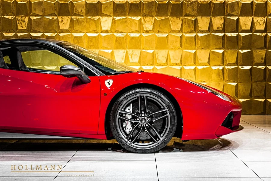 Ferrari 488 GTB Tailor Made, 10/10