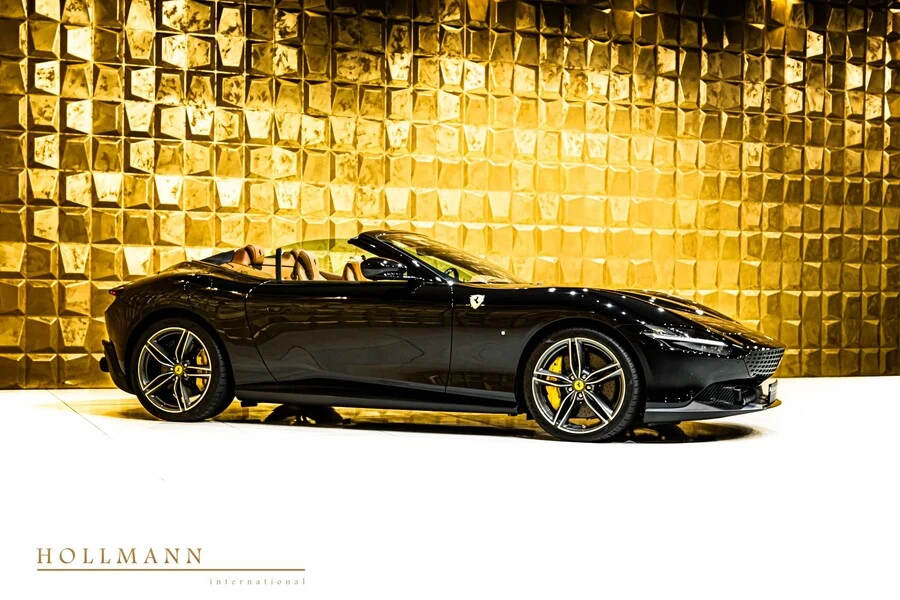 Ferrari Roma Spider, 7/10