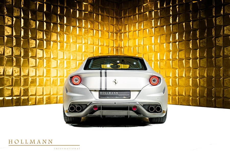 Ferrari FF, 4/10