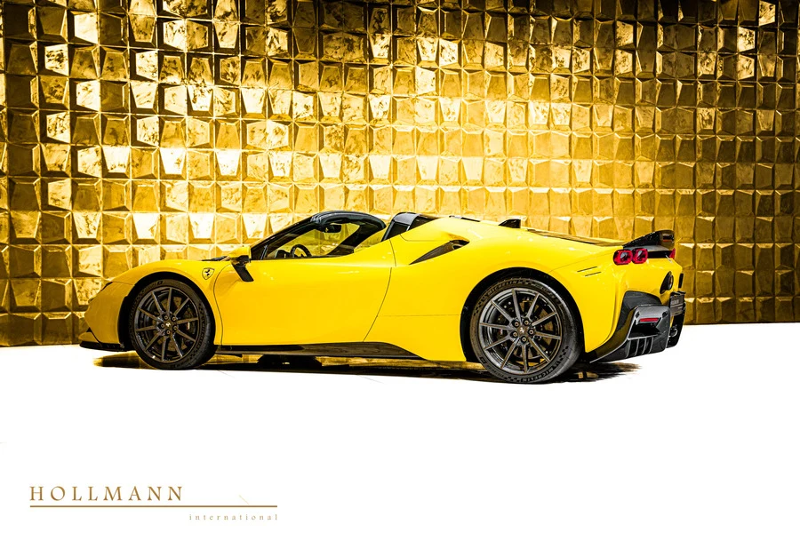 Ferrari SF90 Spider Tailor Made Ispirazioni, 7/10