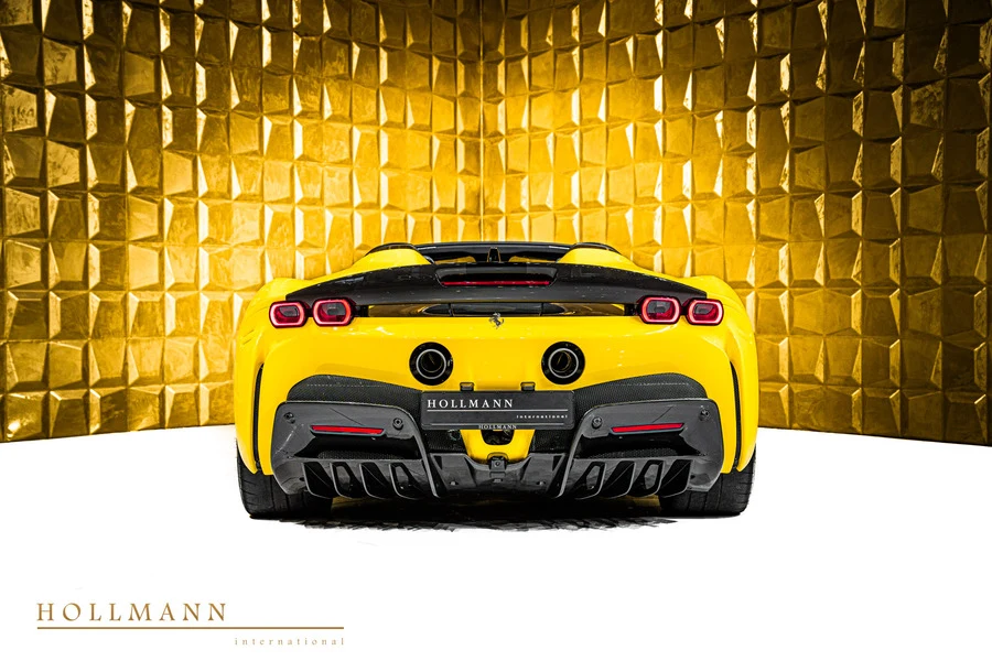 Ferrari SF90 Spider Tailor Made Ispirazioni, 8/10