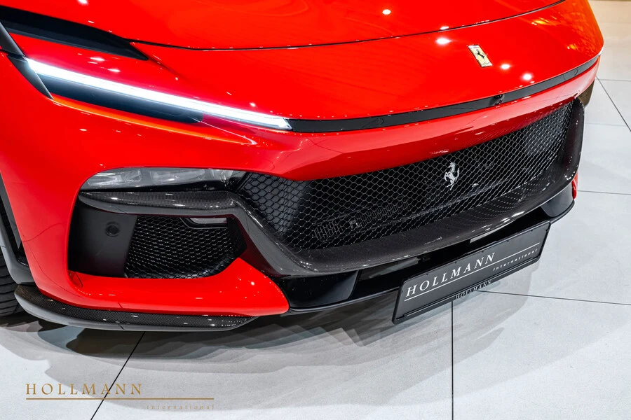 Ferrari Purosangue, 9/10