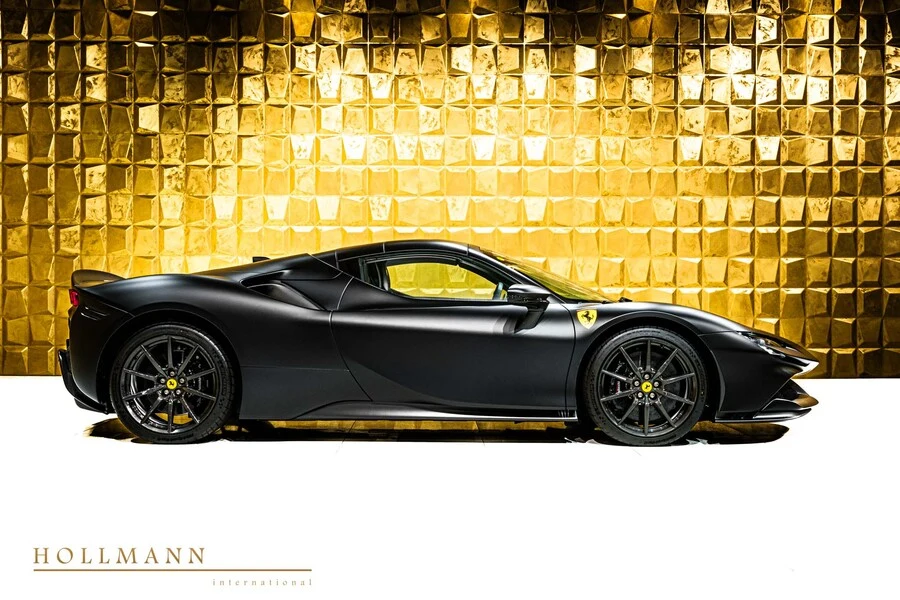 Ferrari SF90 Spider, 2/10