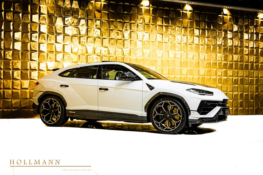 Lamborghini Urus Performante, 2/10