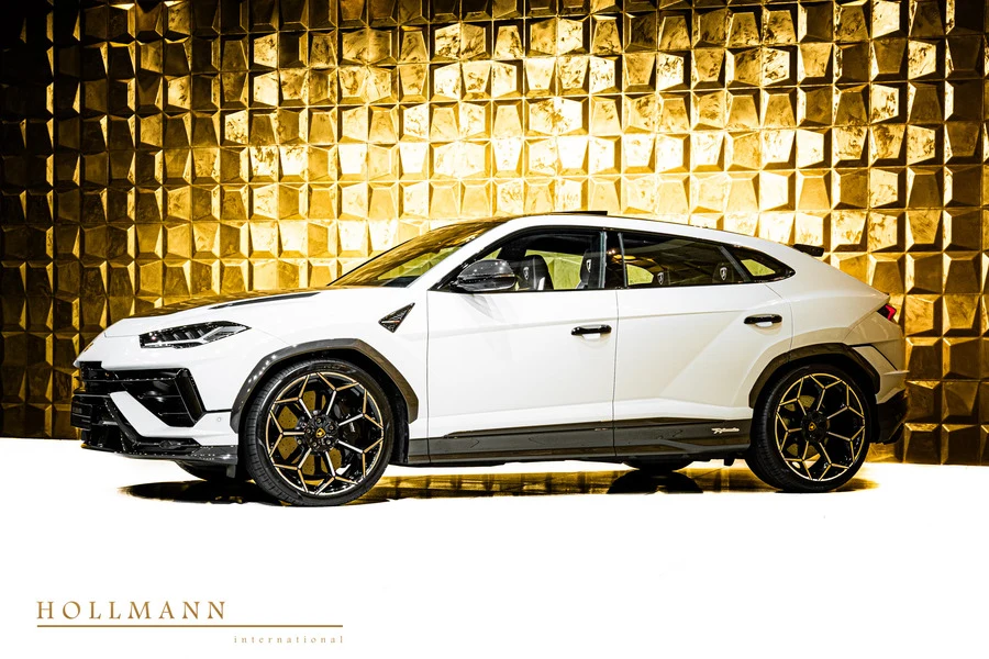 Lamborghini Urus Performante, 6/10