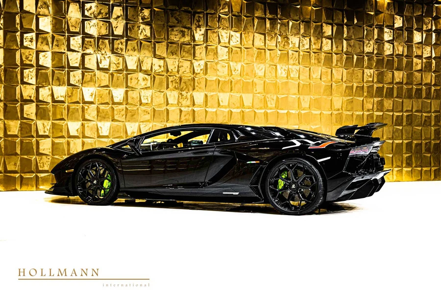 Lamborghini Aventador SVJ, 6/10