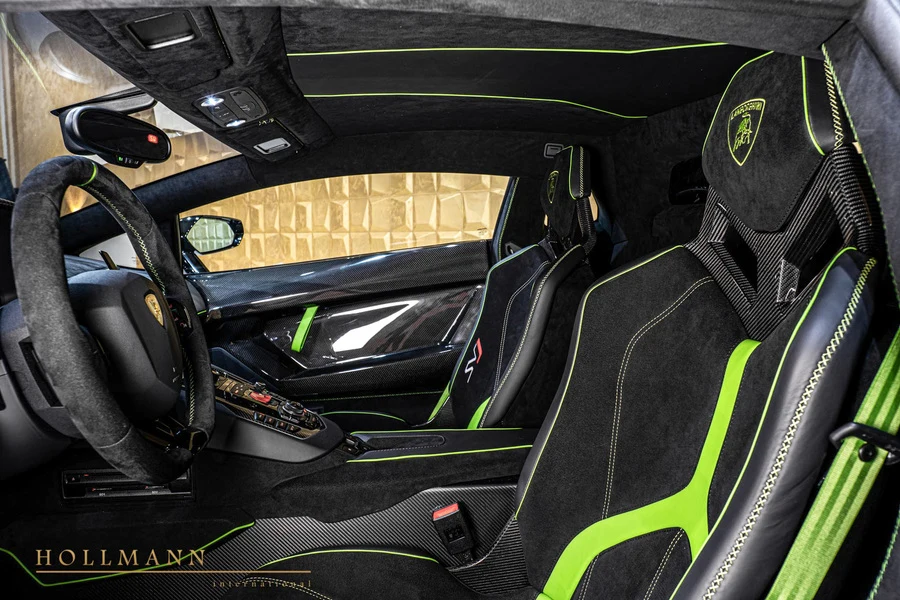 Lamborghini Aventador SVJ, 7/10