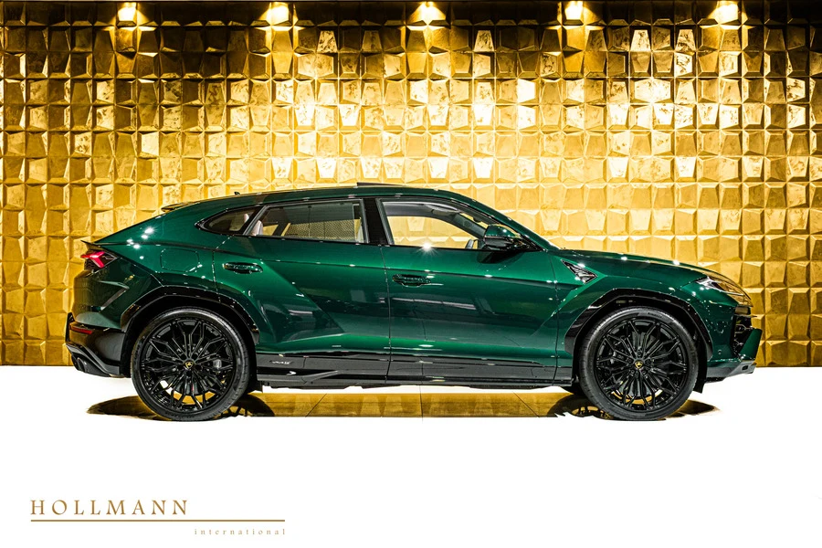 Lamborghini Urus SE, 9/10