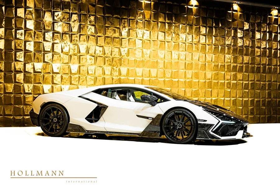 Mansory Revuelto, 2/10