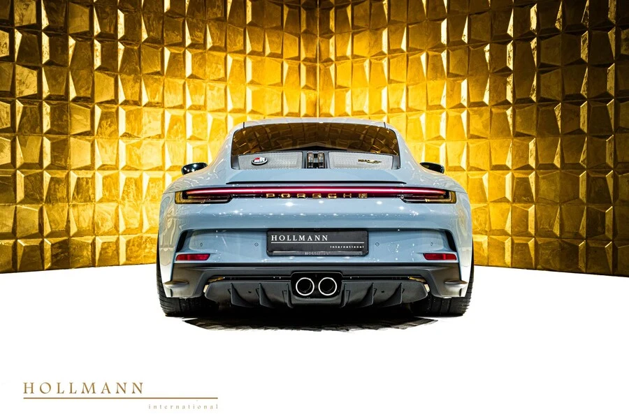 Porsche 911 S/T, 8/10