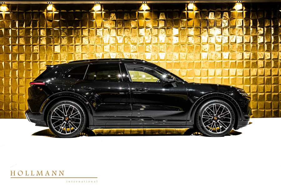 Porsche Cayenne Electric, 8/10