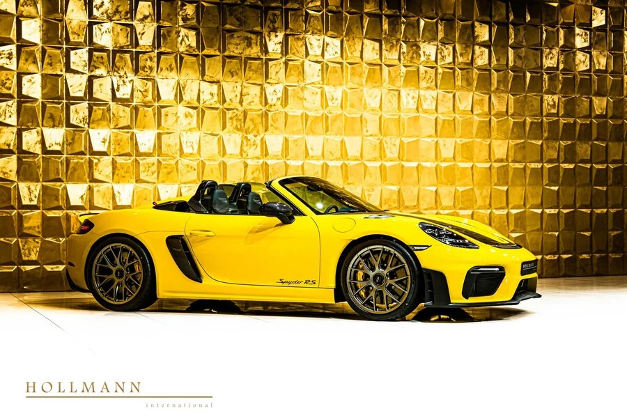 Porsche 718 Spyder RS, 2/10