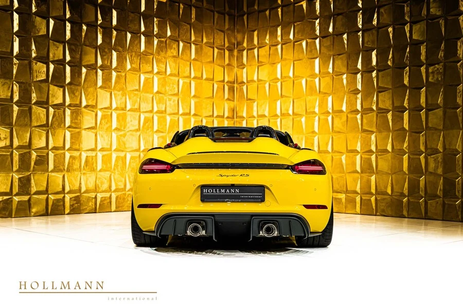 Porsche 718 Spyder RS, 8/10