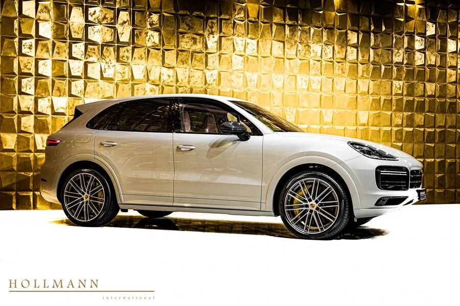 Porsche Cayenne Turbo, 8/10